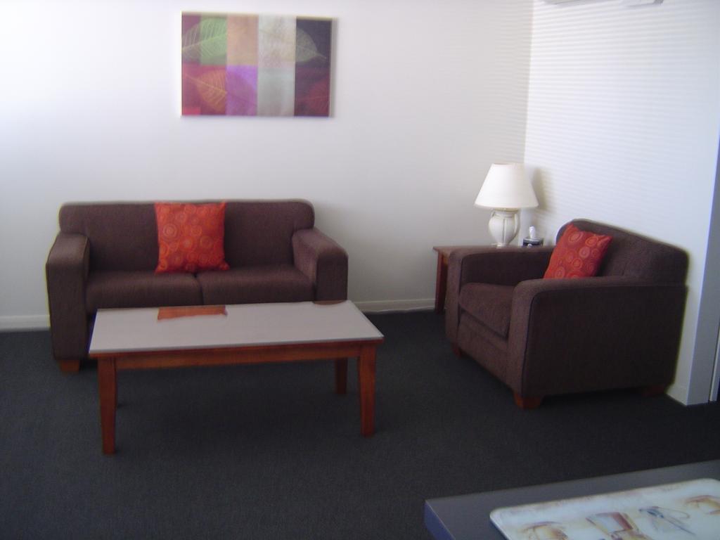 Kudos Business Suites & Airport Motel Auckland Exterior foto